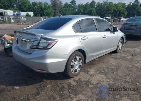 2013 Honda Civic Hybrid z USA, uszkodzony, nr VIN 19XFB4F23DE201571